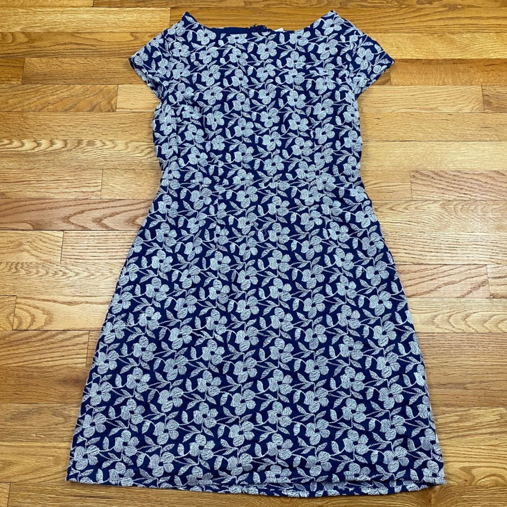 Old Navy Floral Embroidered Dress Womens 8 Navy Blue Cotton Cottagecore Preppy